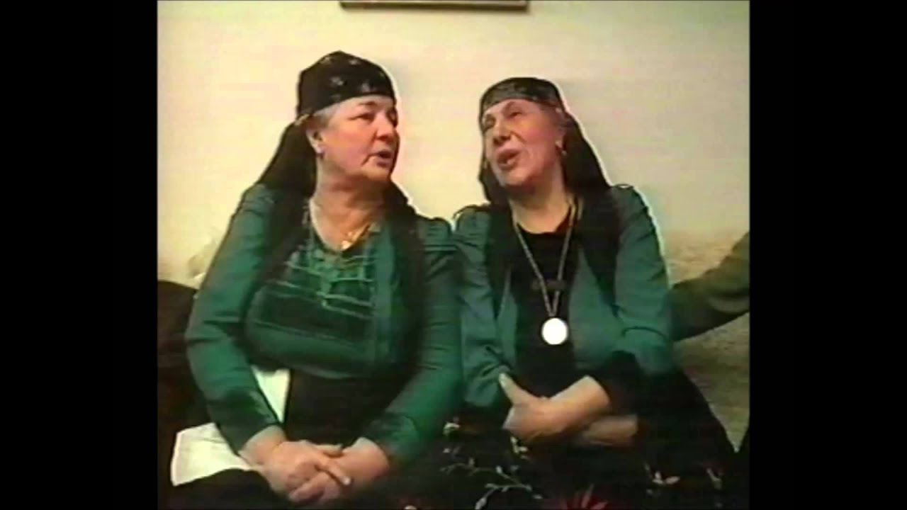 Мори чупи Костурчанки